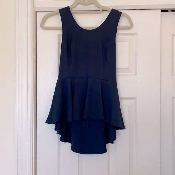 🎉HP🎉 Peplum Navy top - Picture 1 of 4